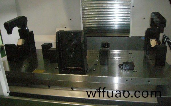 后橋加工(gong)裌(jia)具